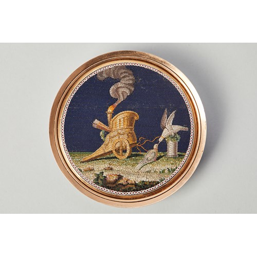 Bonbonnière with Roman micromosaic